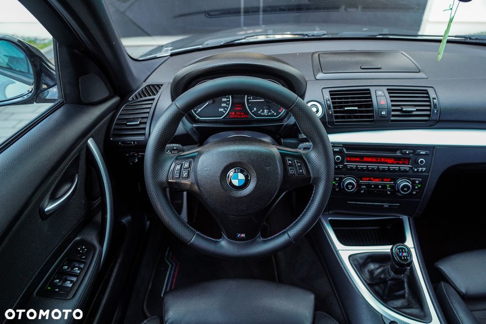 BMW Seria 1 120d - 36