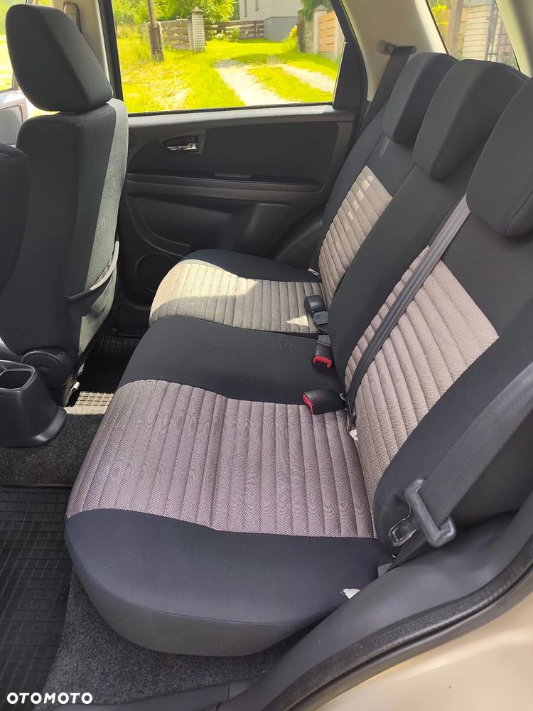 Fiat Sedici 1.6 16V 4x4 Luxury - 6
