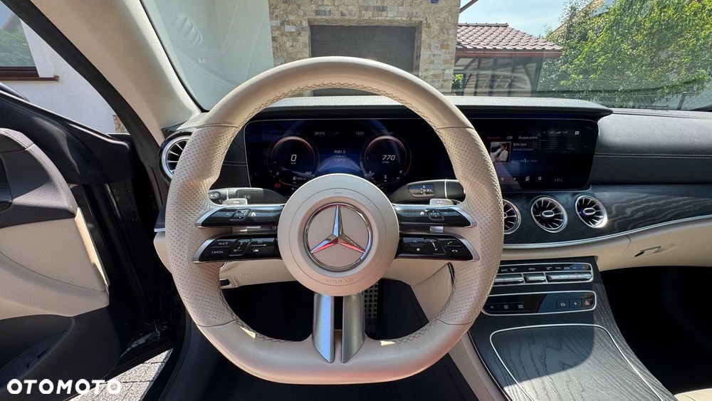 Mercedes-Benz Klasa E 220 d 4-Matic AMG - 18