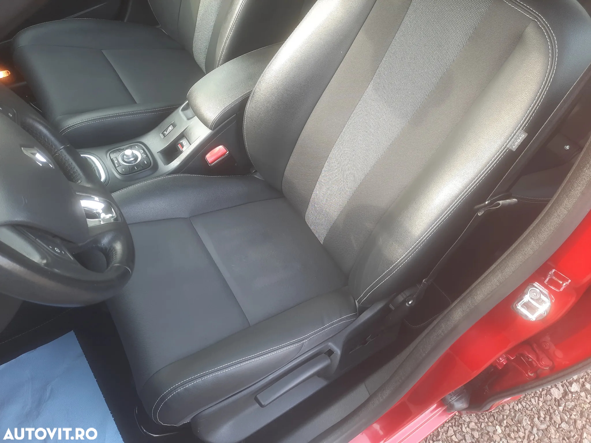 Renault Megane ENERGY dCi Zen - 11