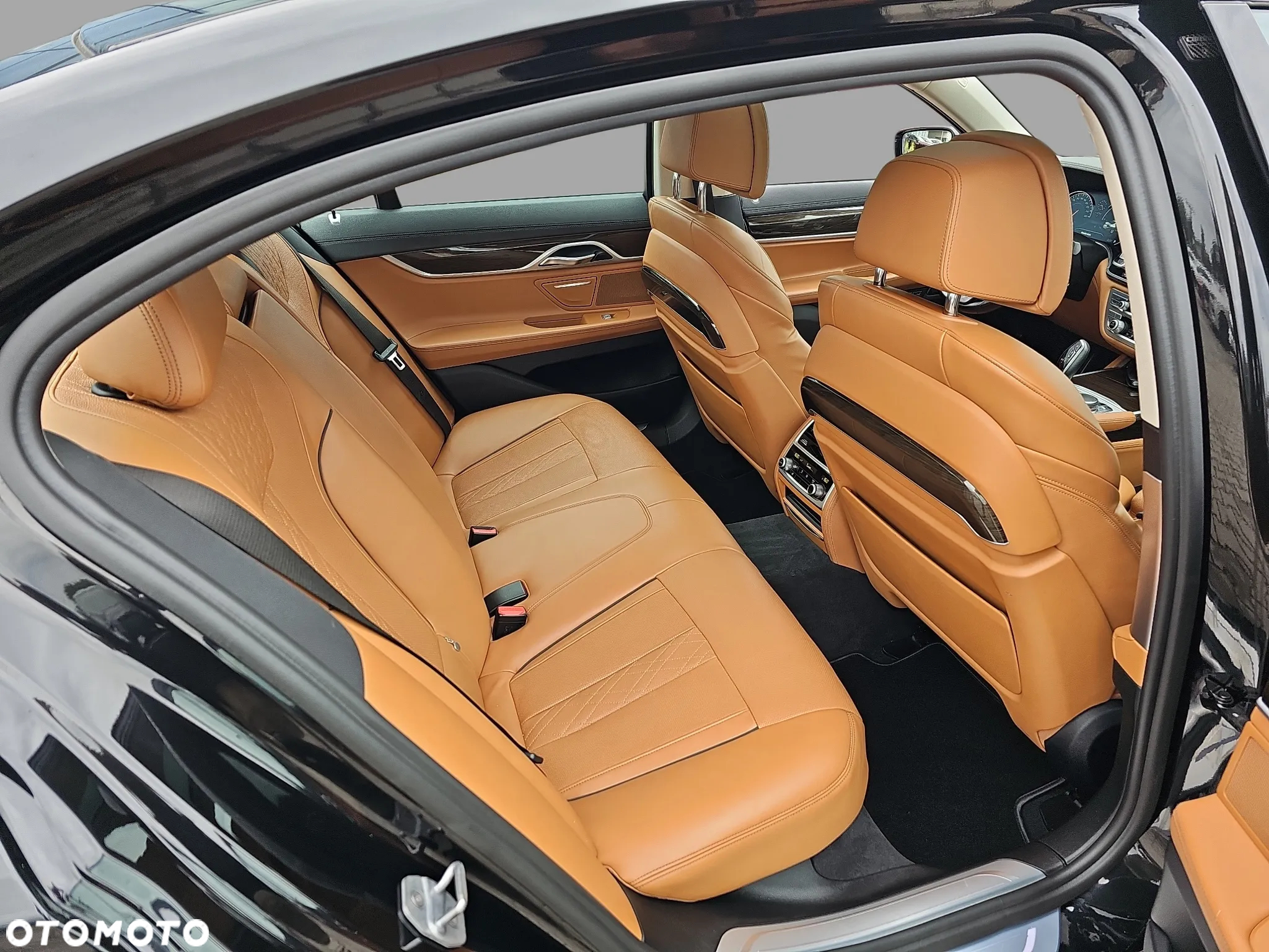 BMW Seria 7 740d xDrive - 15
