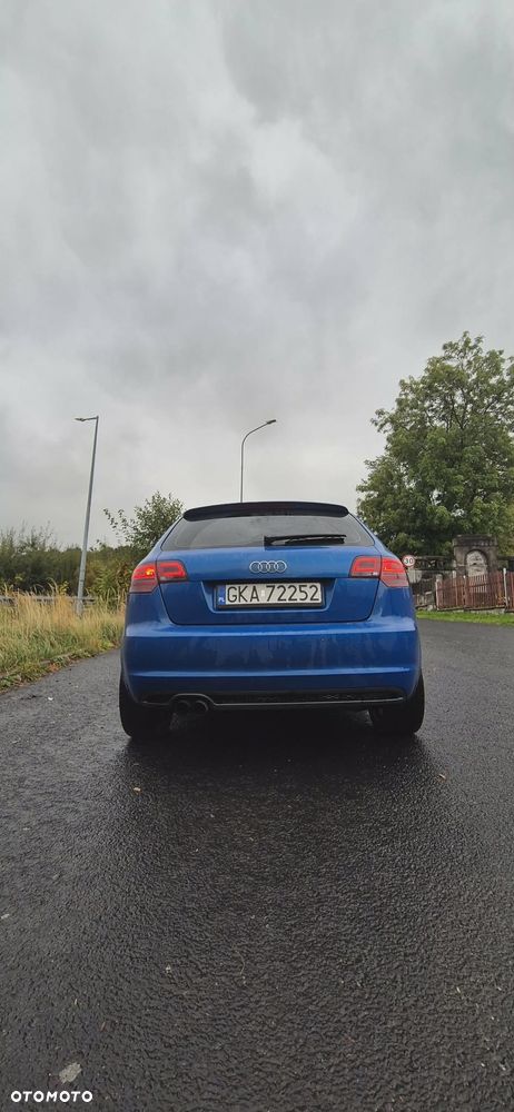 Audi A3 Sportback - 3