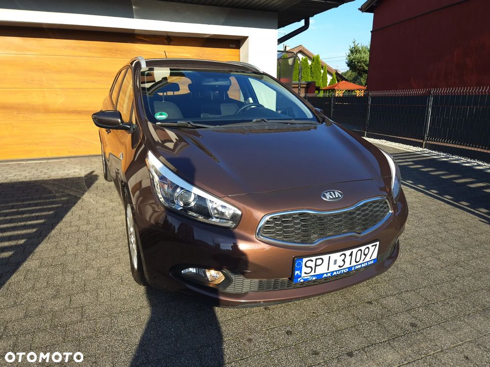 Kia Ceed 1.6 GDI Spirit - 12