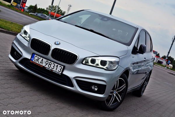 BMW Seria 2 216d Active Tourer Sport Line