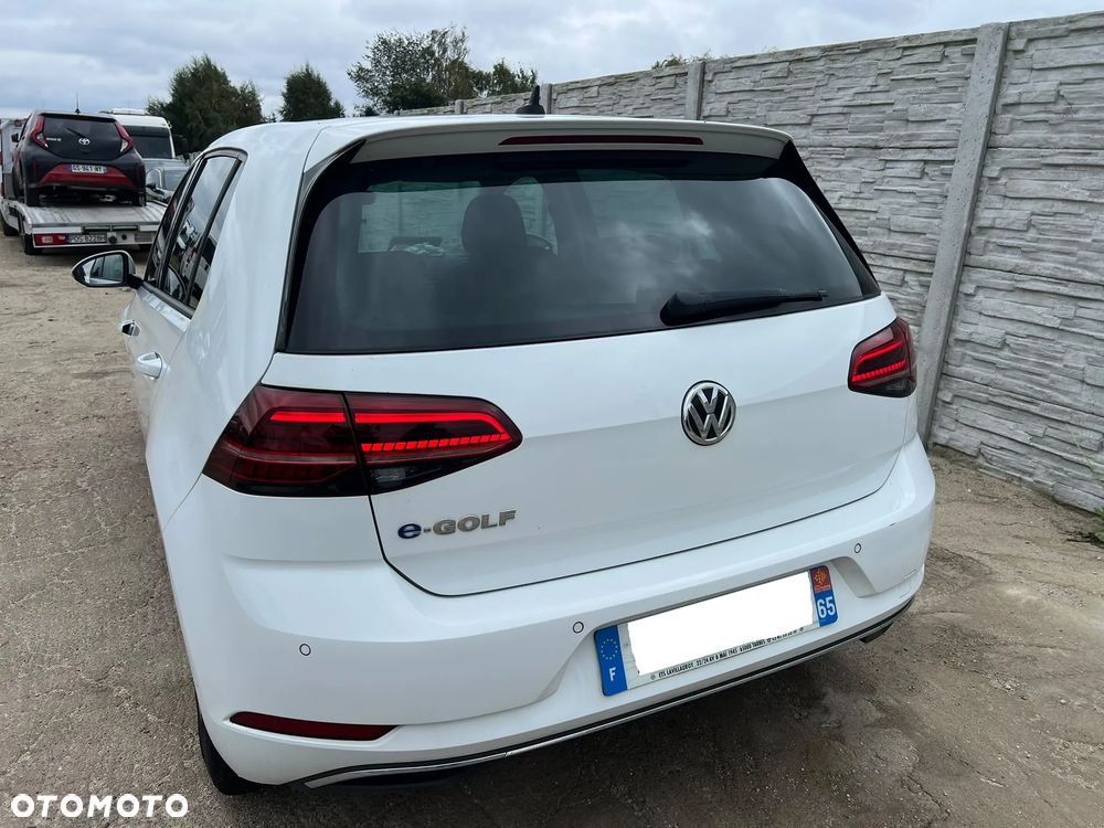 Volkswagen Golf e-Golf - 37