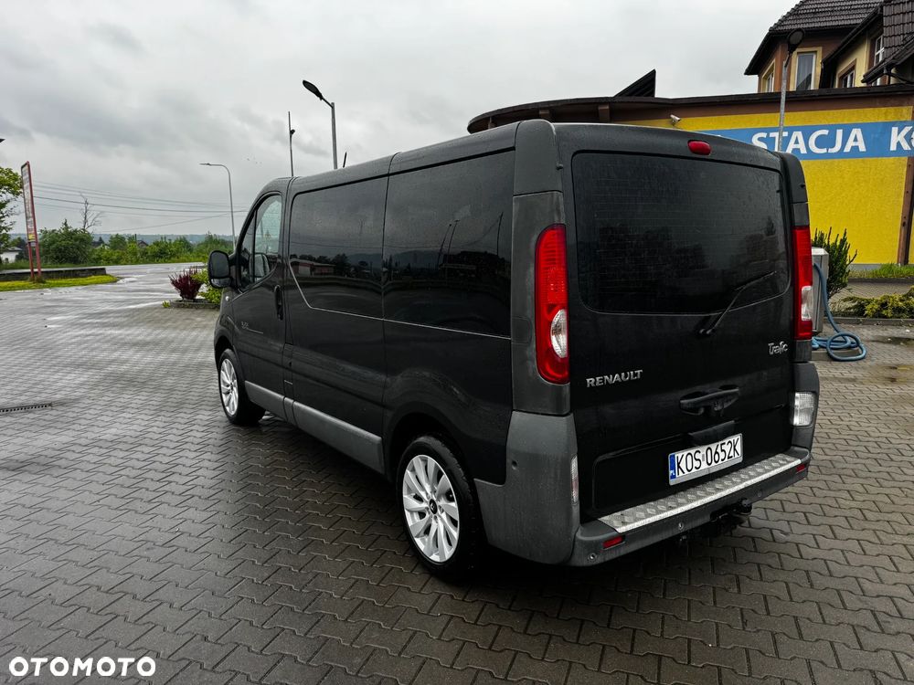 Renault Trafic L1H1 Passenger Lux - 2