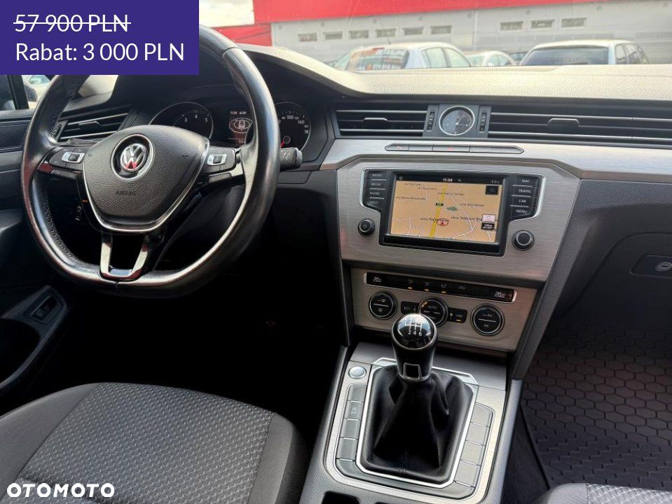Volkswagen Passat - 11