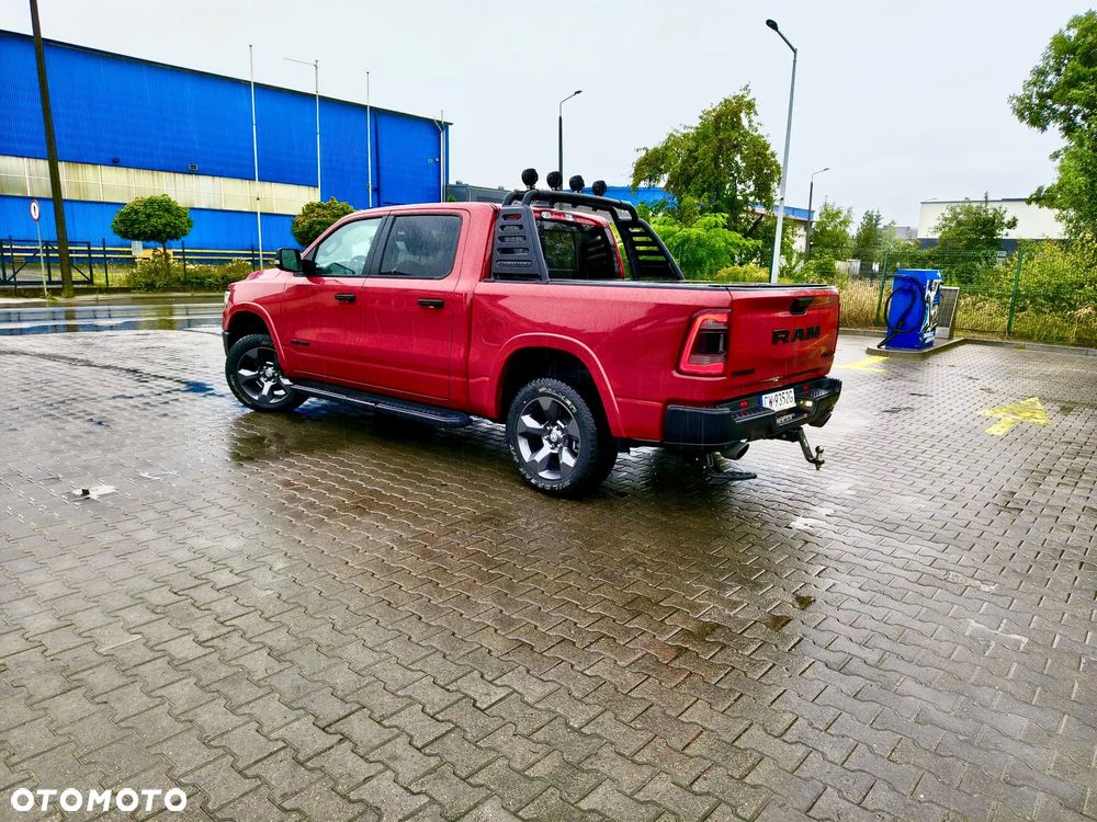 Dodge RAM 5.7 4x4 - 2