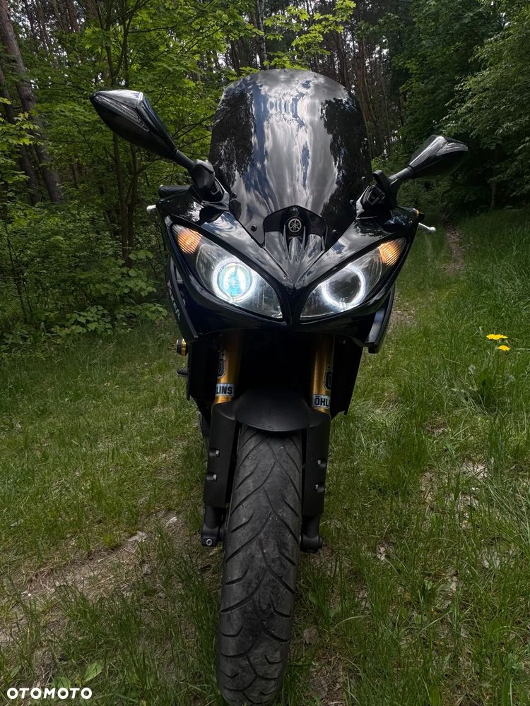 Yamaha FZ8 - 8