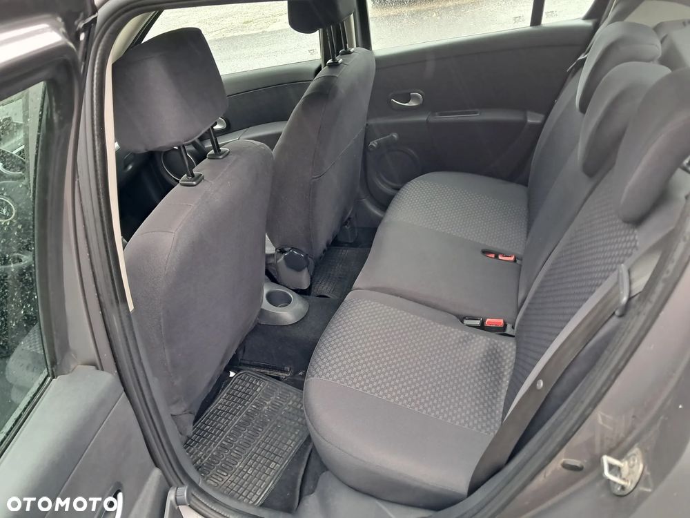 Renault Clio 1.5 dCi Dynamique - 5