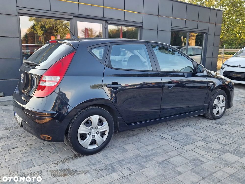 Hyundai i30 1.6 CRDI Classic - 9