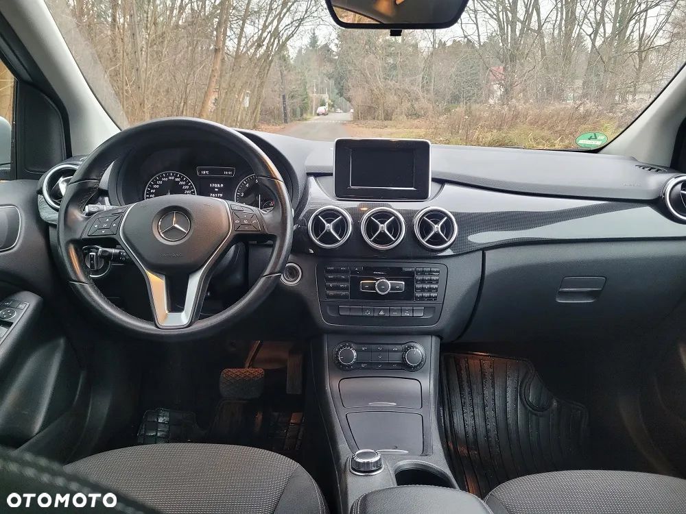 Mercedes-Benz Klasa B 180 (BlueEFFICIENCY) 7G-DCT - 9