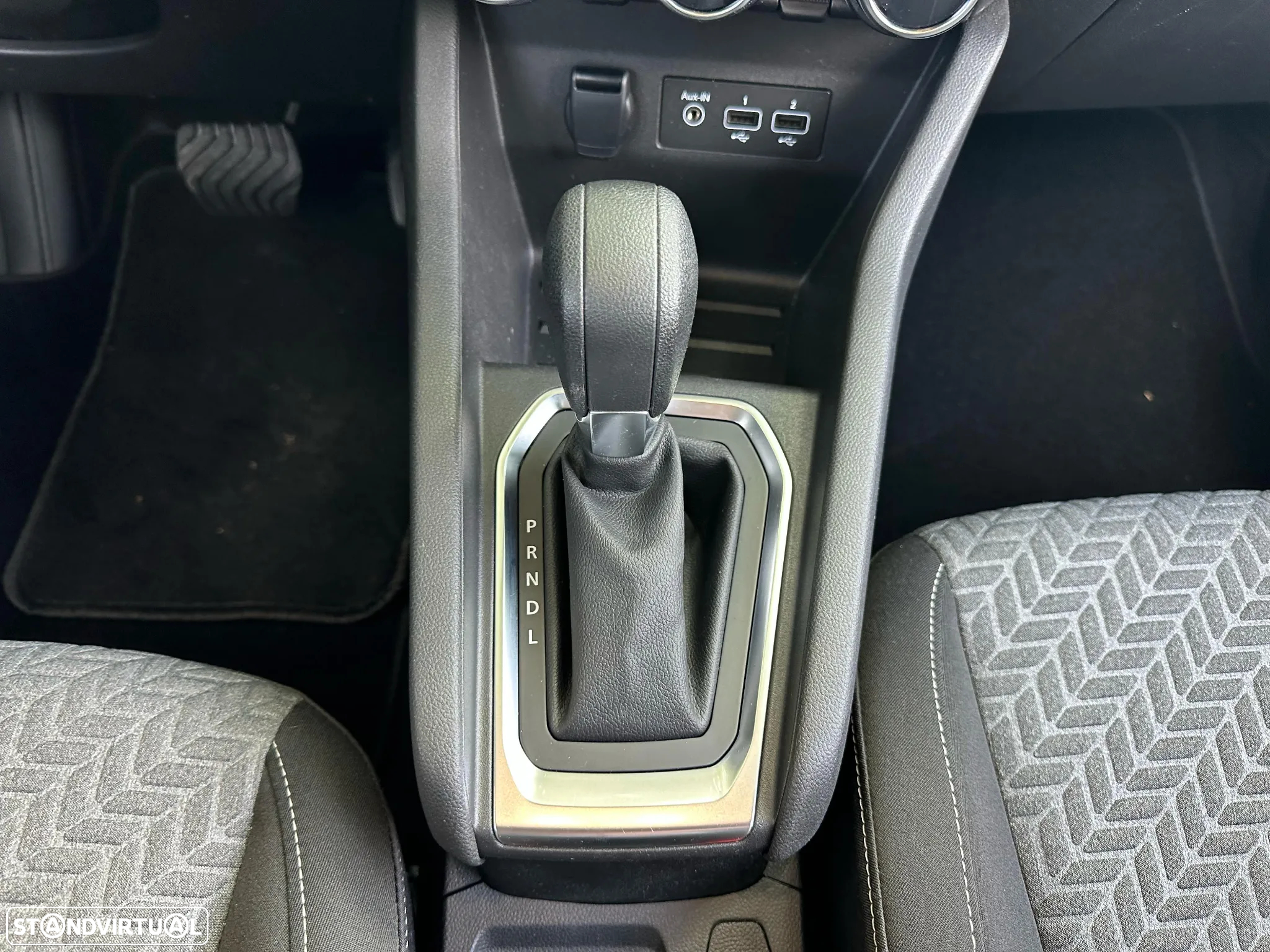 Renault Clio TCe 90 X-tronic TECHNO - 27