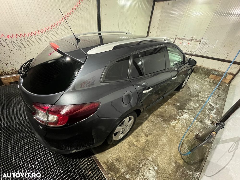 Renault Megane - 5