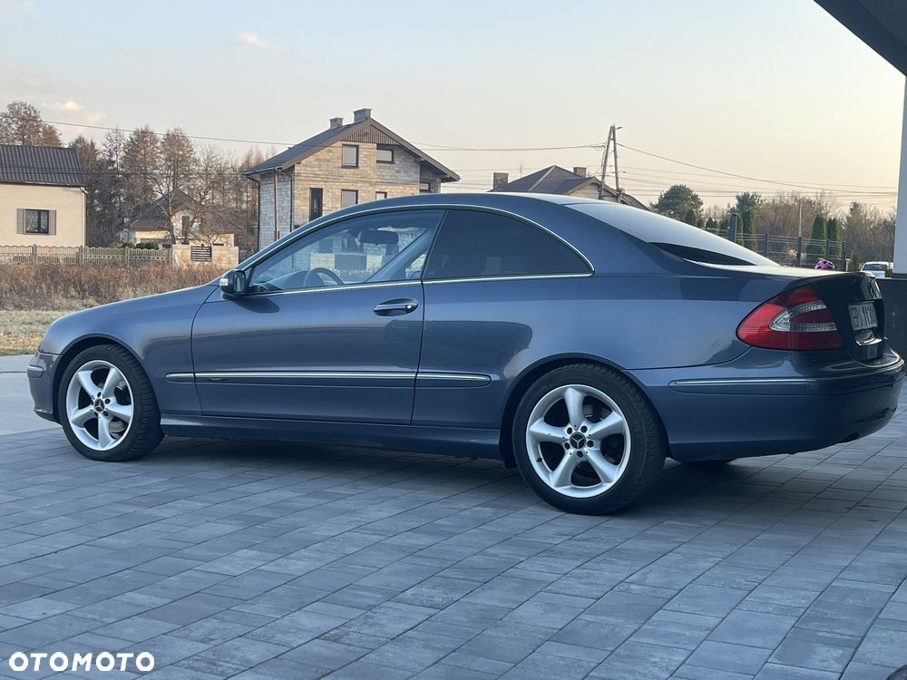 Mercedes-Benz CLK - 5