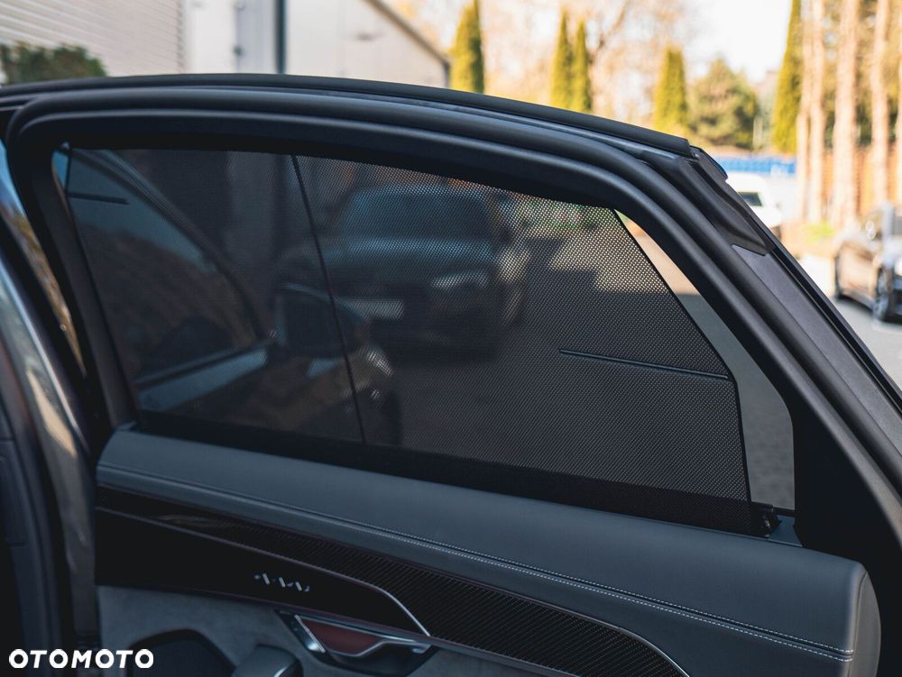 Audi A8 - 36