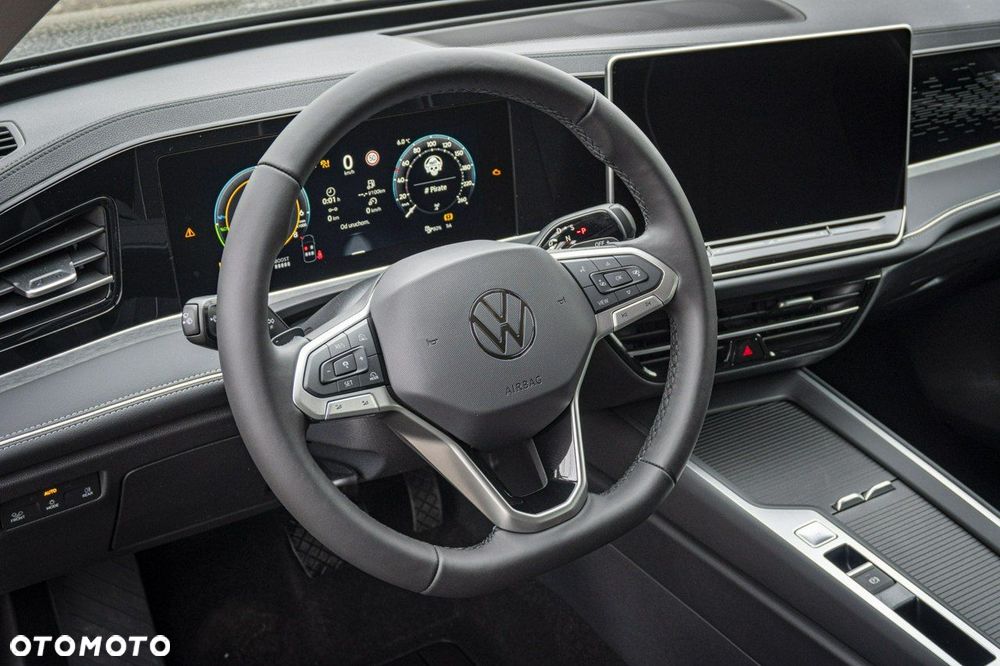 Volkswagen Passat - 15