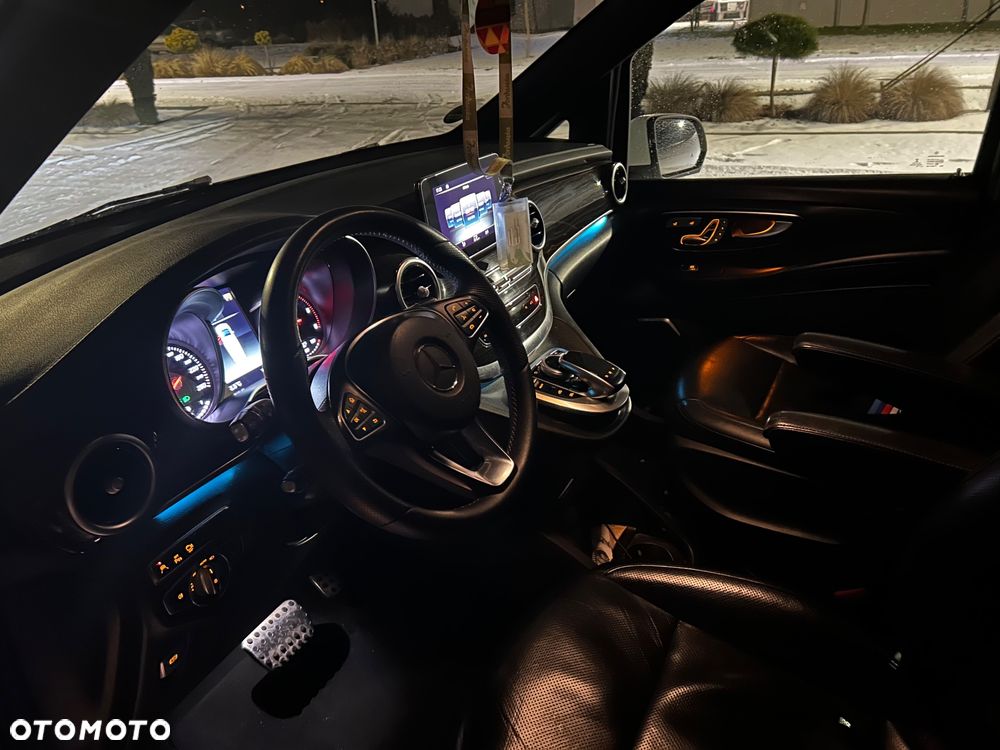 Mercedes-Benz Klasa V 250 (BlueTEC) d Avantgarde 7G-Tronic (d³ugi) - 21