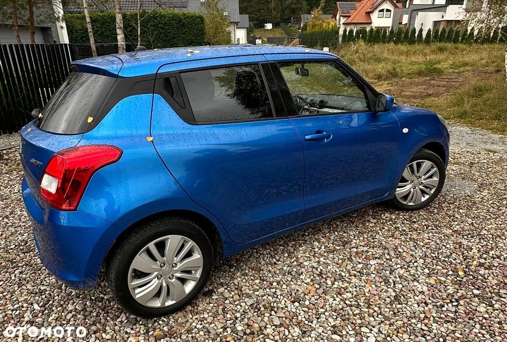 Suzuki Swift 1.2 Premium - 2