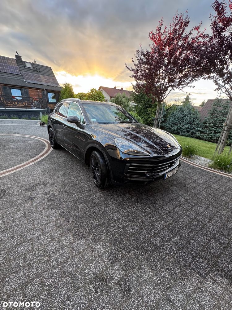 Porsche Cayenne Standard - 2