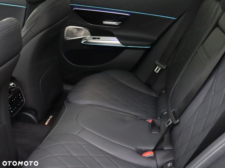Mercedes-Benz Klasa E 450 d mHEV 4-Matic AMG 9G-Tronic - 13