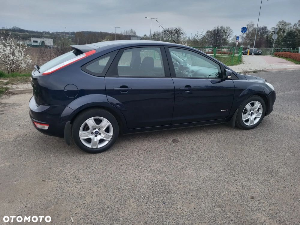 Ford Focus 1.4 16V Style - 19