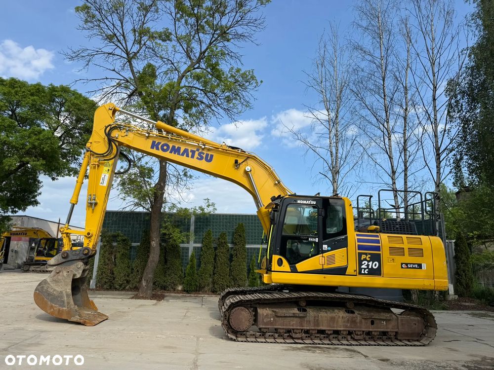 Komatsu PC 210 LC -11E0