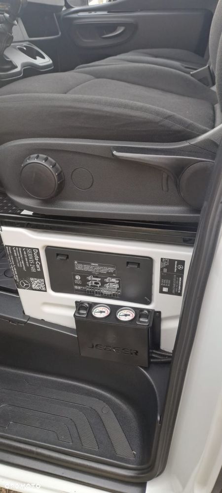 Mercedes-Benz SPRINTER - 10