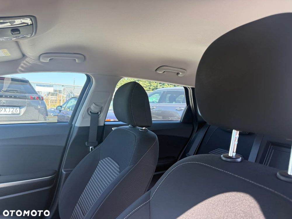 Kia Ceed 1.5 T-GDI M - 13