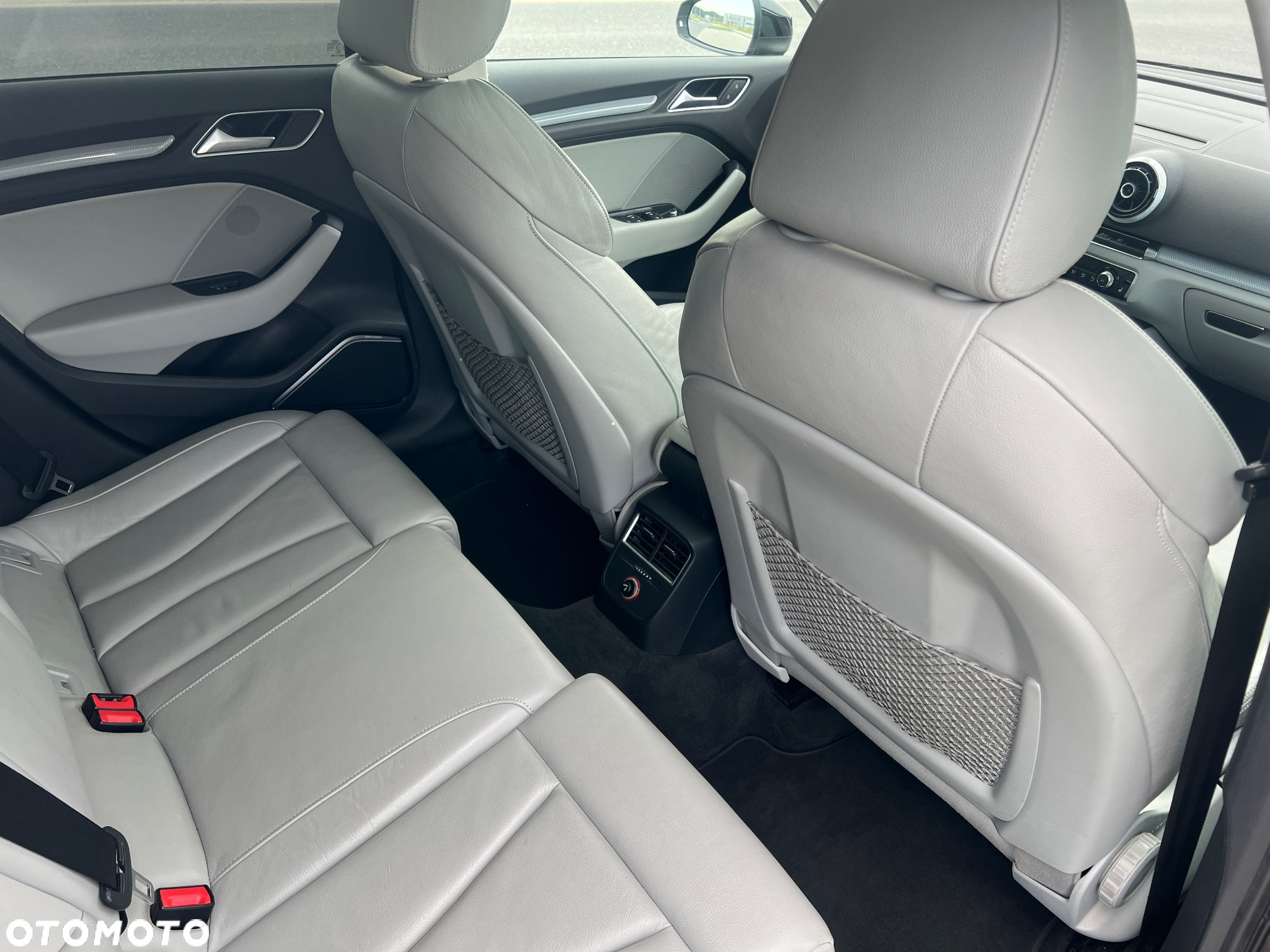 Audi A3 1.4 TFSI CoD Ambiente - 19