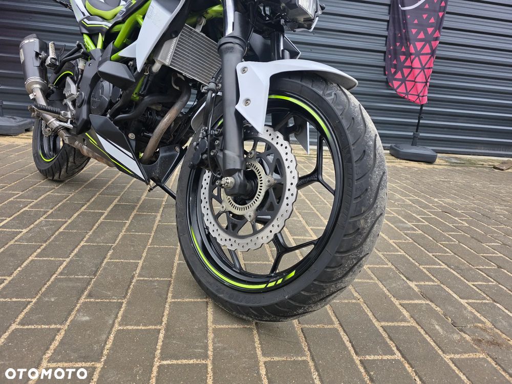 Kawasaki Z - 15