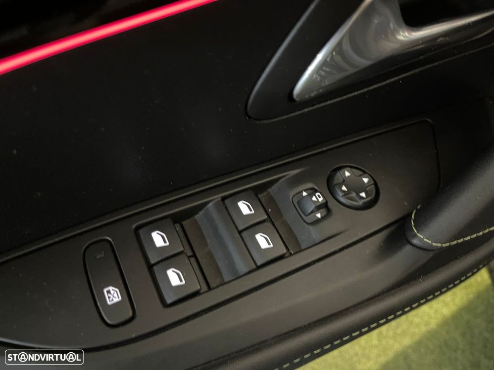 Peugeot e-208 50 kWh GT - 28