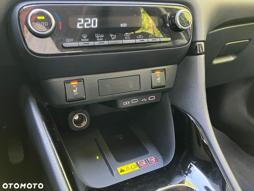 Toyota Yaris Hybrid 1.5 Selection Elegant - 20