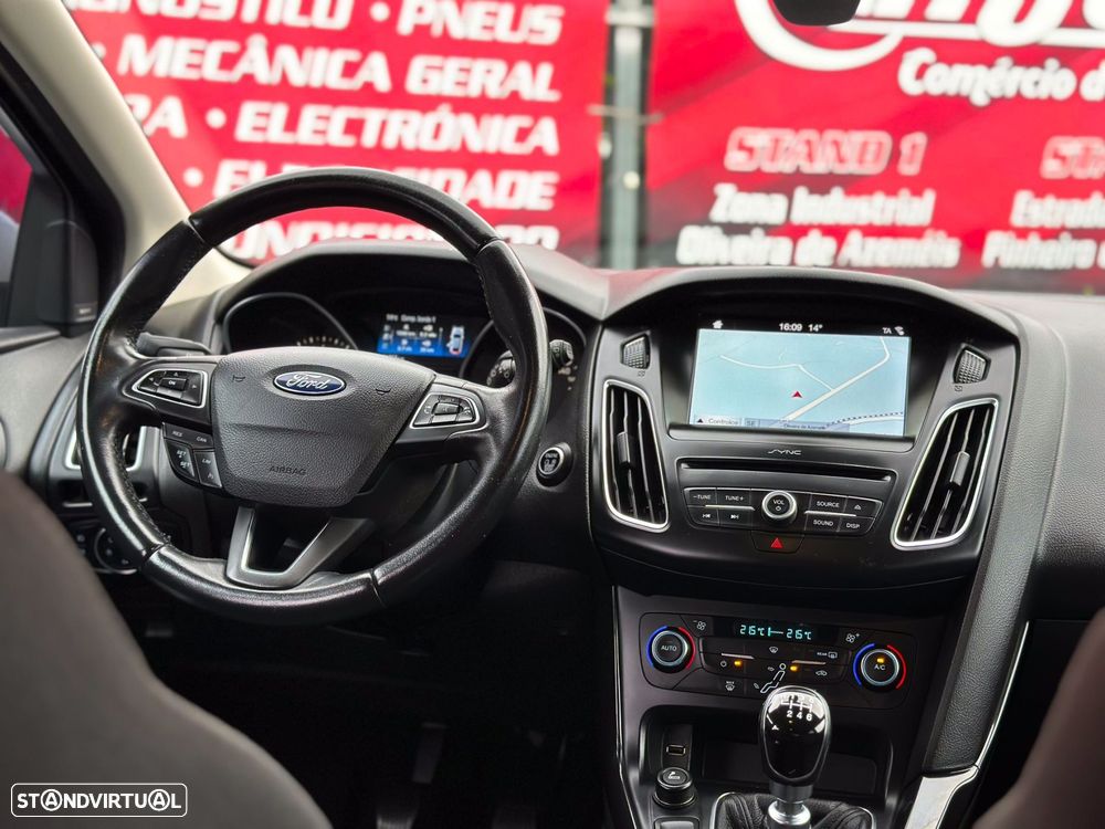 Ford Focus 1.0 EcoBoost Active - 18