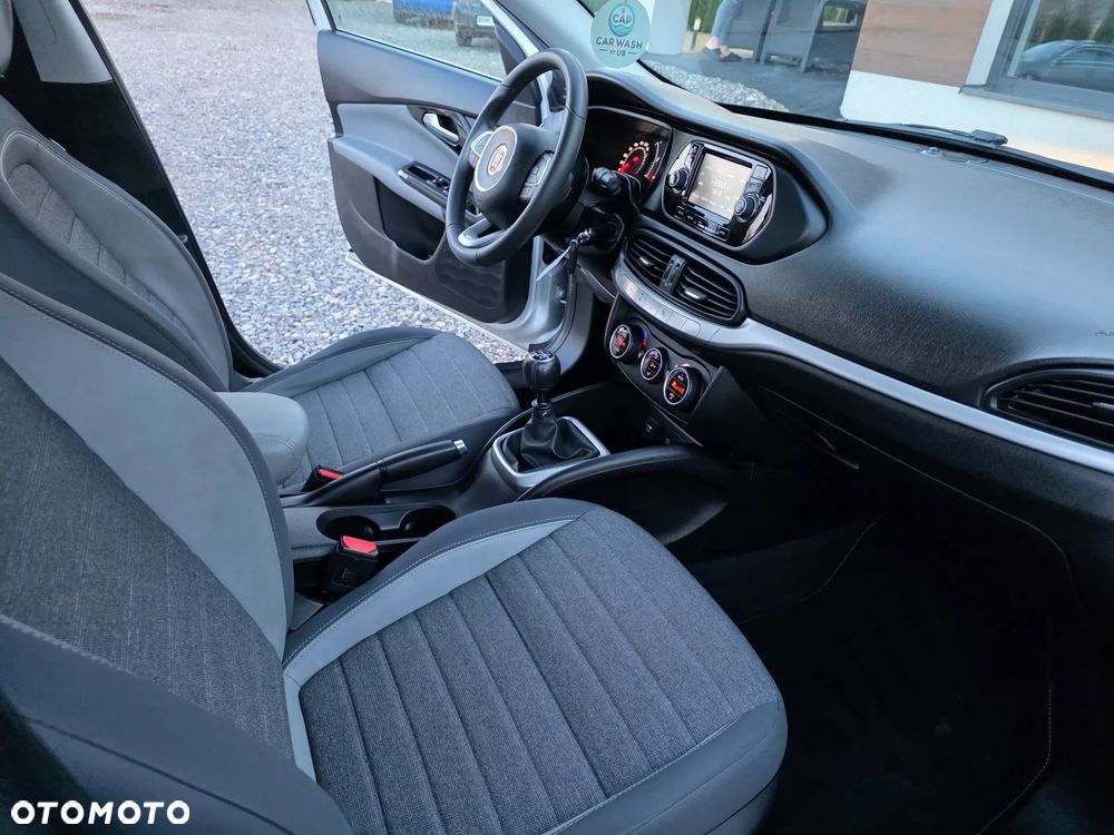 Fiat Tipo 1.4 16v Lounge - 23