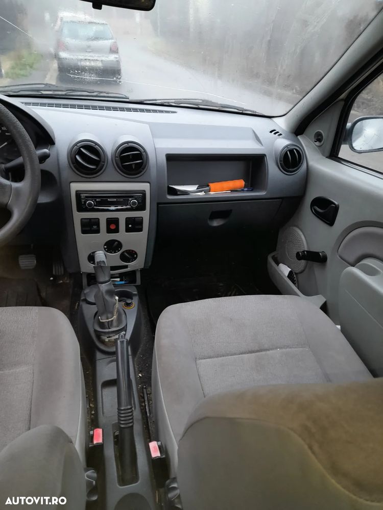 Dacia Logan 1.4 MPI Ambiance - 2
