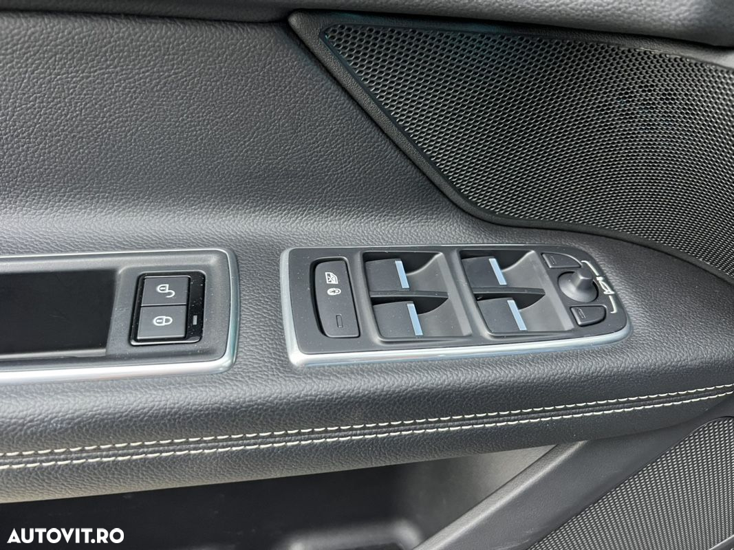 Jaguar XF 20d Aut. R-Sport - 27