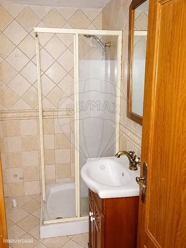 Moradia T2 para venda - Grande imagem: 2/15