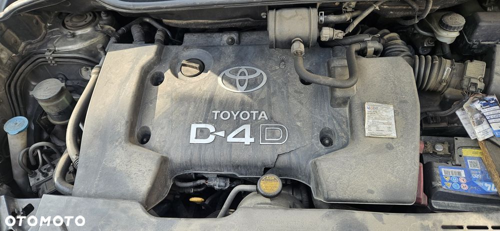Silnik Toyota 2.0 D4D Rav4 Avensis Corolla verso - 1