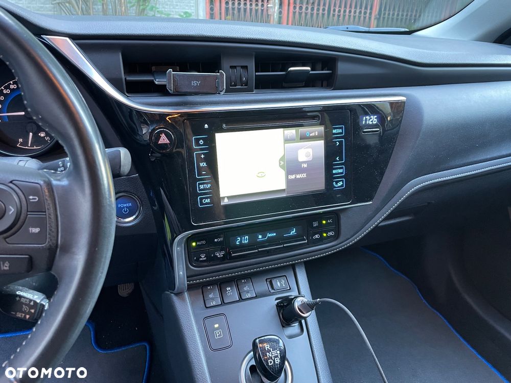 Toyota Auris - 10