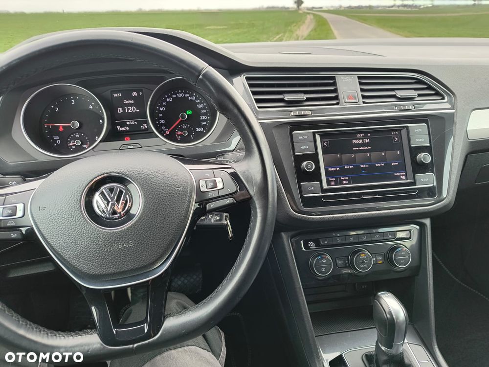 Volkswagen Tiguan 2.0 TDI SCR 4MOTION BlueMotion Technology DSG Sport & Style - 13