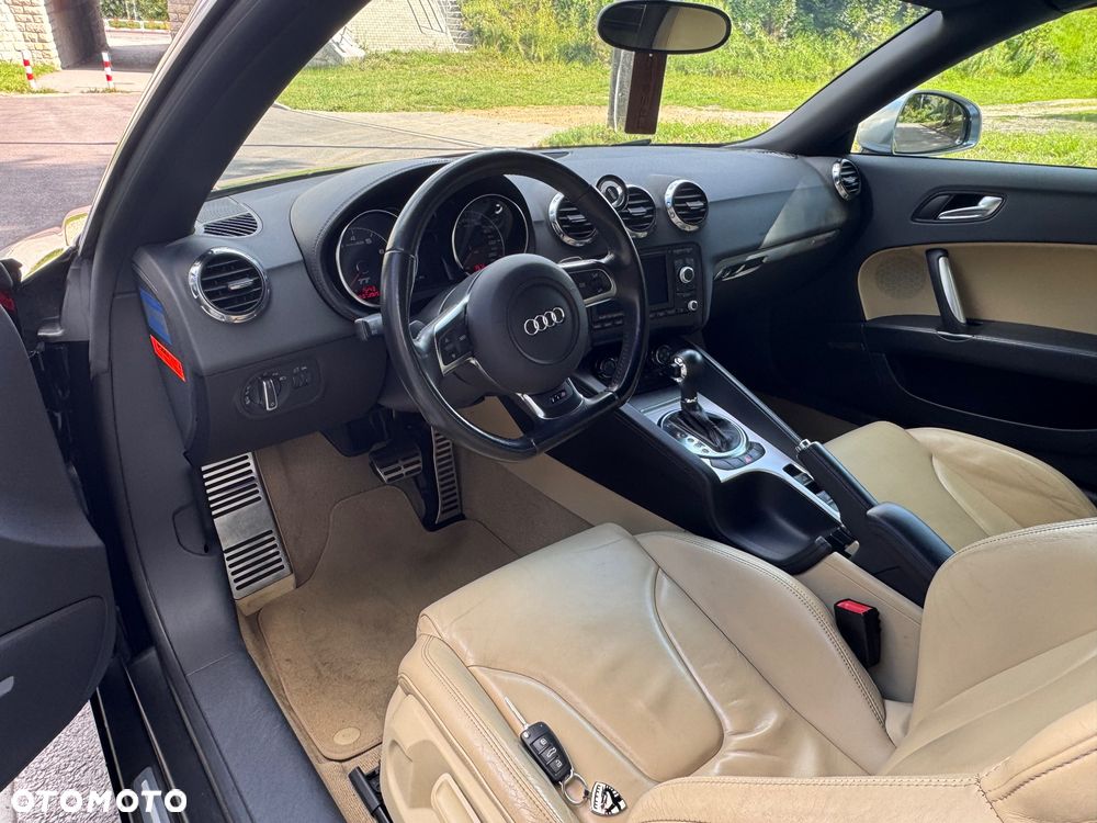 Audi TT Coupé 3.2 Quattro DSG - 16