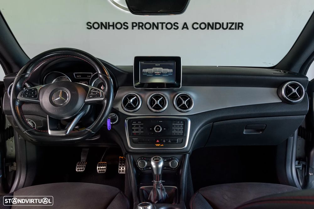 Mercedes-Benz CLA 200 d Shooting Brake AMG Line - 9