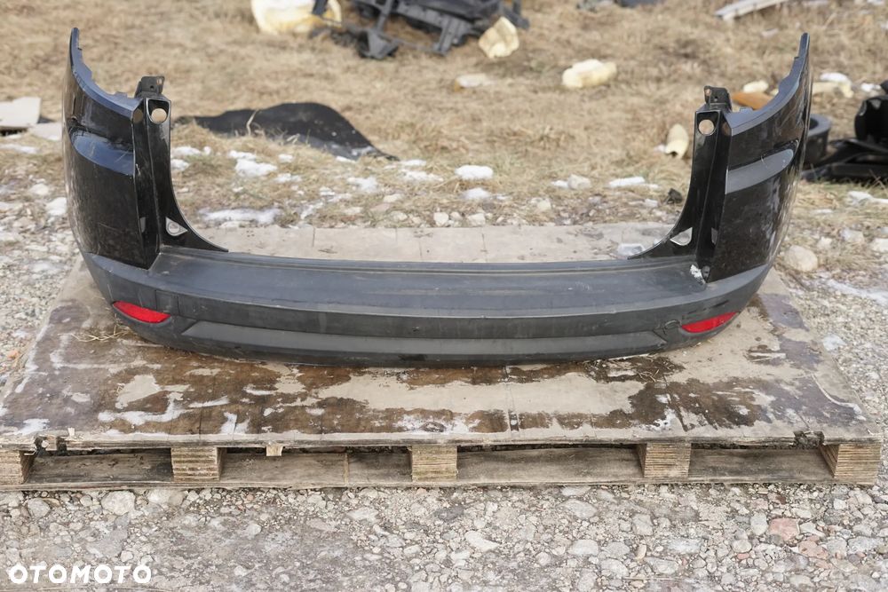 Zderzak tył tylny Renault Megane III Kombi NV676