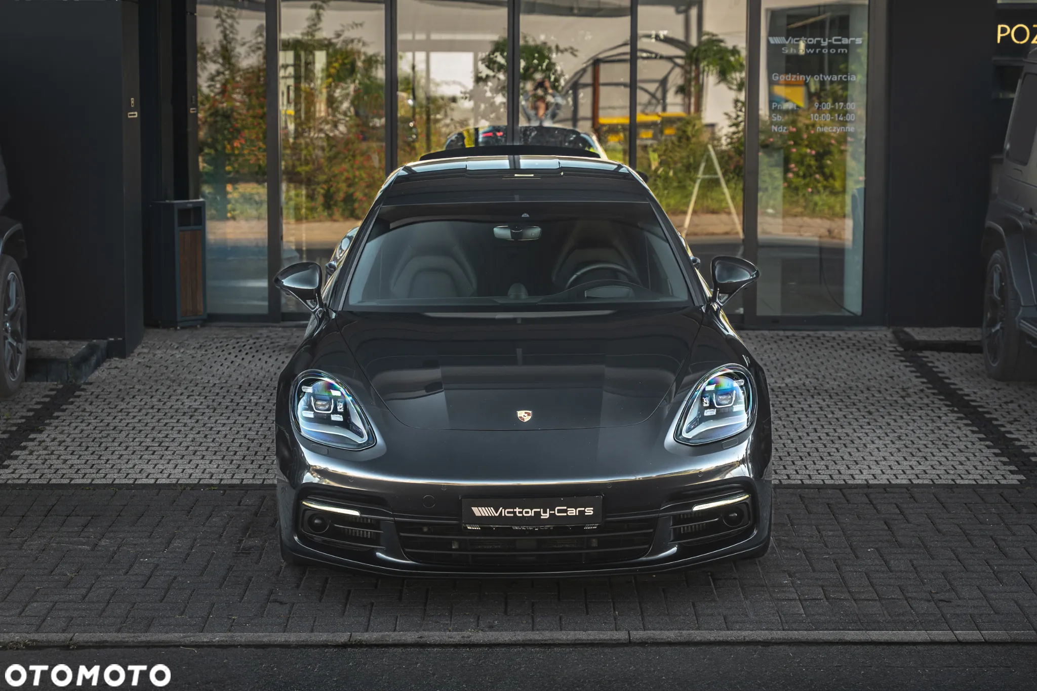Porsche Panamera 4 e-Hybrid Sport Turismo - 8