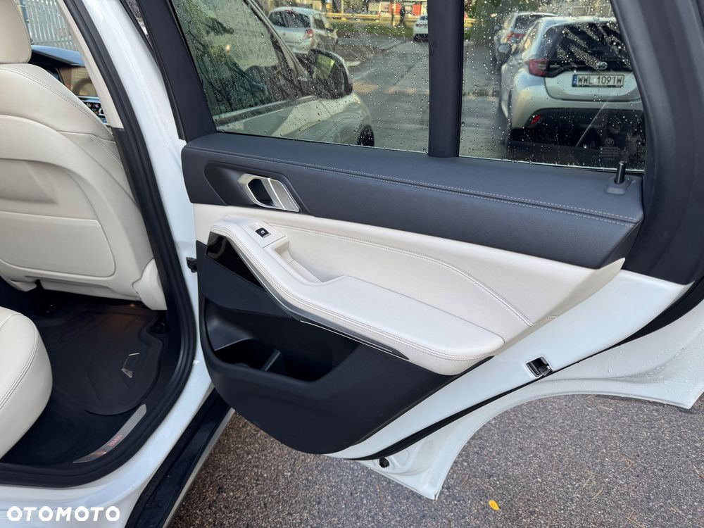 BMW X5 xDrive30d mHEV - 30