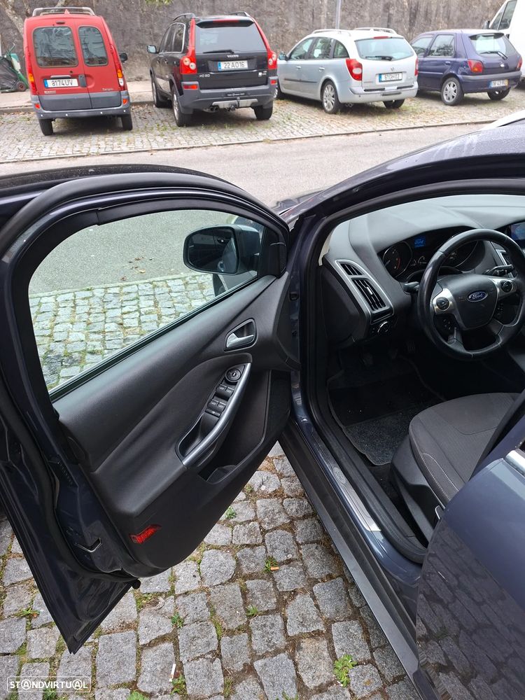 Ford Focus SW 1.6 TDCi Titanium - 5