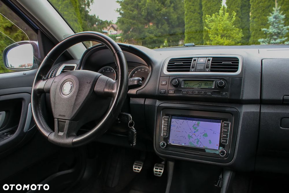 Skoda Roomster 1.6 16V Comfort PLUS EDITION - 22