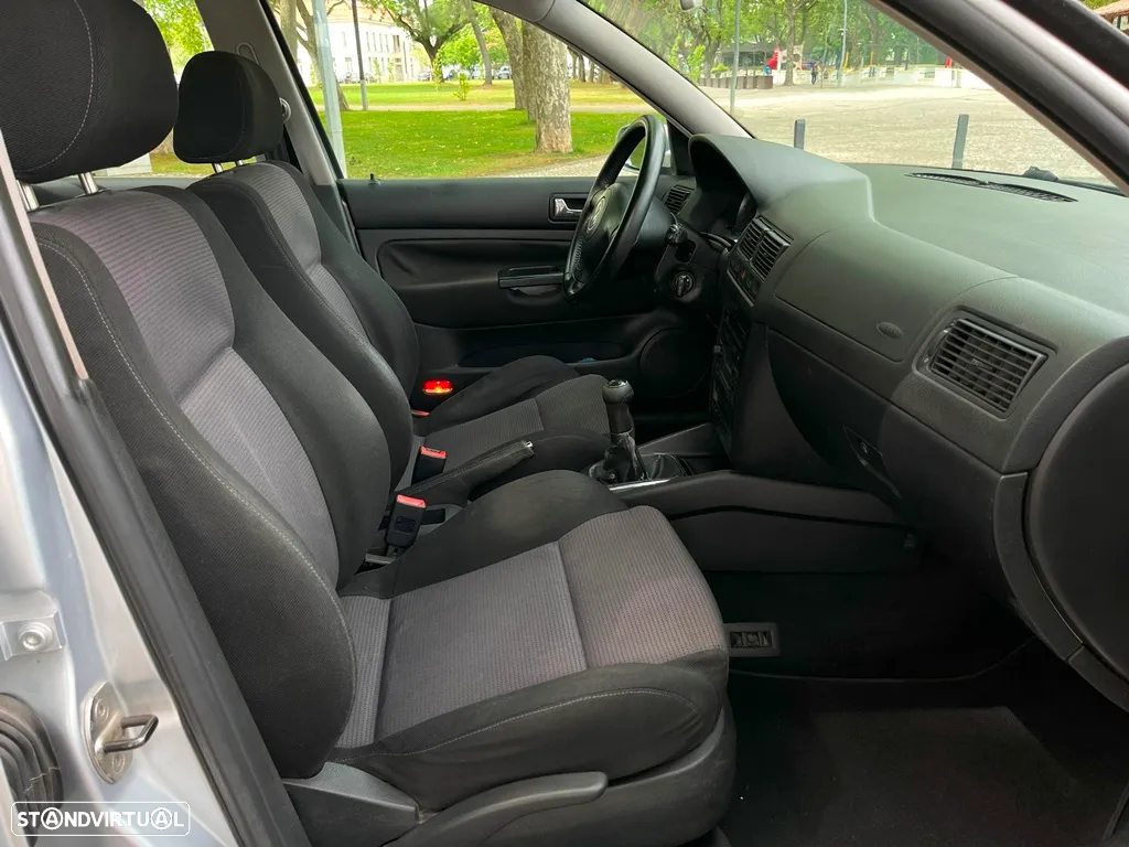 VW Golf Variant 1.9 TDi Highline - 9