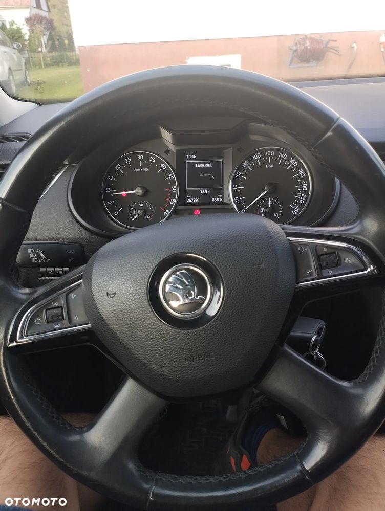 Skoda Octavia 1.6 TDI Ambition - 10